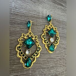 Vintage style earrings A1169